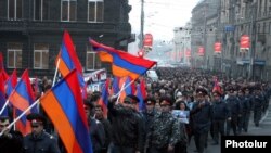 Armenia -- Opposition supporters march through central Yerevan to mark International Human Rights Day, 10Dec2010.