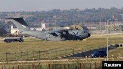 Транспортный самолет ВВС Турции A400M на авиабазе Инчирлик, 24 июля 2015 года.