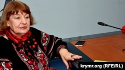 Наталія Беліцер на презентації книги «Кримські татари як корінний народ», Херсон, 12 квітня 2017 року
