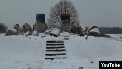 На місці зруйнованого пам'ятника загиблим полякам у Львівській області