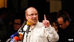 Iranian conservative politician, former IRGC commander and Tehran mayor Mohammad Bagher Ghalibaf spekas to his supporters during presidential campaign in the capital Tehran, May 2, 2017