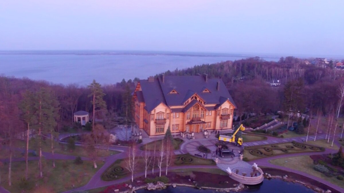 Межигорье резиденция Януковича с высоты птичьего полета