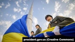 Gjatë shënimit të Ditës së Flamurit Kombëtar të Ukrainës. Kiev, 23 gusht 2022. Ukraina më 24 gusht shënon 31-vjetorin e pavarësisë nga ish-Bashkimi Sovjetik.