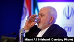 Iranian Foreign Minister Javad Zarif attends the India-Iran Business Forum in New Delhi on January 8, 2019.