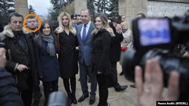Nemanja Ristić (circled) made headlines in December, when he appeared in a photograph standing near Sergei Lavrov during the Russian foreign minister's visit to Belgrade.