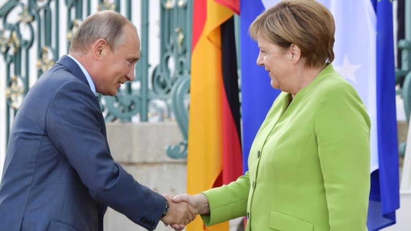 Merkel  bilen Putin Ukraina, Siriýa, Eýran we geçiriji taslamasy barada pikir alyşdy 