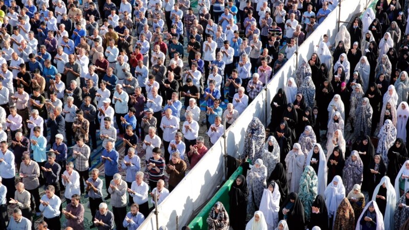 Eid Traditions Become ‘Very Different’ For Muslims In The Age Of Coronavirus