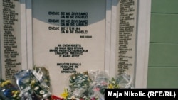 Spomen obilježje za poginule u masakru na tuzlanskoj Kapiji 