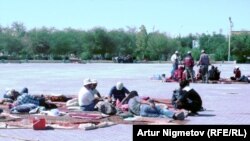 Striking oil workers camp out in Zhanaozen's main square. Asked why they didn't move to the shade, they answered that it was the principle of the thing: the center of the square, the heart of the strike, should never be empty.