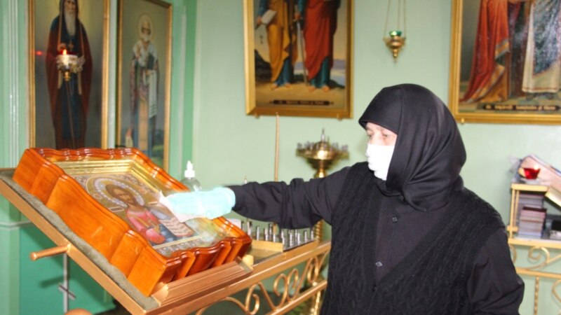Preoți din raionul Soroca, amendați pentru că au ținut slujbe cu public