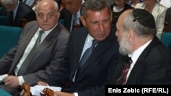 Umirovljeni general Ante Gotovina u razgovoru s rabinom Lucijanom Mošom Prelevićem. Foto: Enis Zebić