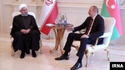 حسن روحانی از توافقات دریای خزر، فعالیت در حوزه نفت و گاز و ترانزیت به عنوان مواردی نام برد که موجب ارتقای رابطه ایران با آذربایجان میشود.