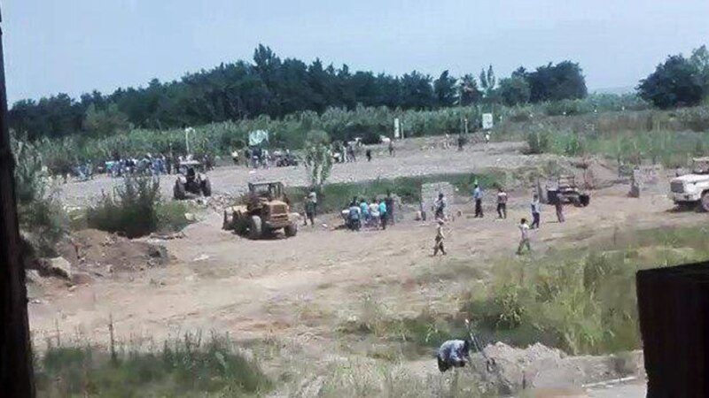 ایرنا: نیروی هوایی ارتش در مازندران به سوی ضابطان قضایی و مردم تیراندازی کرد