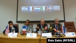 Croatia - Police news conference, case of smuggling cocaine, Zagreb, 9May2012.