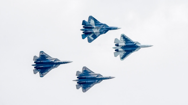 Rusia dhe Turqia diskutojnë blerjen e aeroplanëve luftarakë rusë