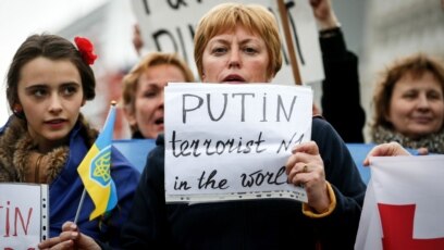 Защо европейските политици често се връщат от Москва подвили опашки