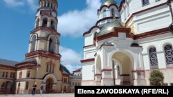 О. Виссарион неоднократно подчеркивал, что Ново-Афонский монастырь принадлежит Абхазской православной церкви