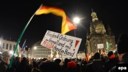 PEGIDA кыймылынын антиисламчы жүрүшөрүнүн бири