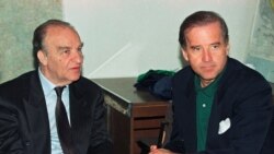 Байден с президентом Боснии в Сараево в 1993 году