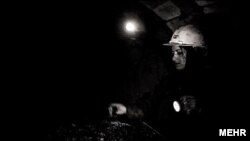 Iran -- Iranian women work in mines