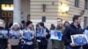 Акция в поддержку заключённого активиста Ильдара Дадина в Петербурге