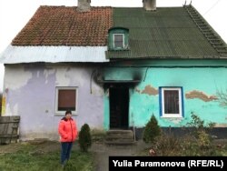 Сгоревший дом Елены Рогожиной