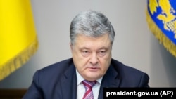 Petro Poroshenko Milli Təhlükəsizlik və Müdafiə Şurasının iclasında, 30 noyabr, 2018-ci il