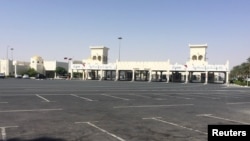 Пункт на границе Катара и Саудовской Аравии.