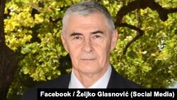 Zastupnike nazvao "šugavim Jugoslovenima", a novinare "moralnim tifusarima i sidašima": Željko Glasnović