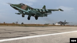 A Russian SU-25 takes off from the Syrian Hmeimim air base, outside Latakia, Syria. (file photo)