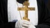 В РПЦ не стали лишать сана священника-сутенёра 