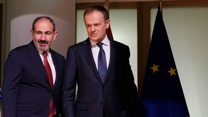 Средба на ерменскиот премиер и Туск за односите со ЕУ и Нагорно Карабах 