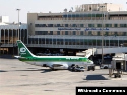 An Iraqi Airways plane at Baghdad International Airport (file photo)