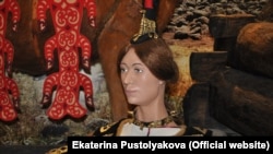 Реконструкия погребального комплекса "принцессы Укока" в Национальном музее Горно-Алтайска