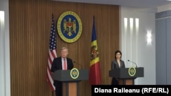 John Bolton və Maia Sandu