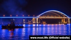 Мост через Керченский пролив, апрель 2018 года