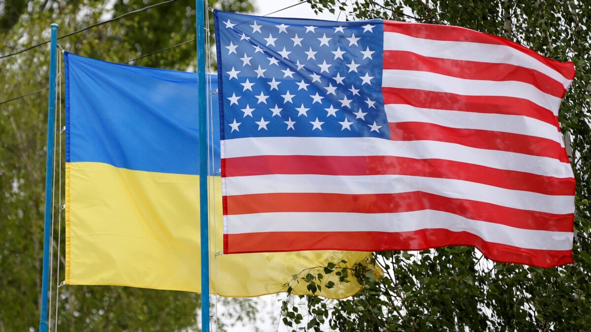 Poll Shows Fewer Russians See Ukraine, U.S. As Enemies