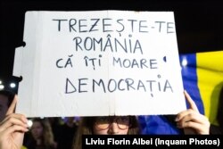 La manifestația de comemorare a unei luni de la reprimarea violentă a protestului diasporei, București, 10 septembrie 2018