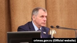 Владимир Константинов