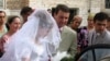 В Таджикистане власти изъяли свадебные угощения