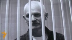 Бишкекте Беляцкийди колдогон пикет өттү