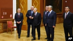 Президенты РФ и Беларуси с коллегами - главами стран Центральной Азии