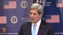 Kerry Offers U.S. Financial Support To Ukraine
