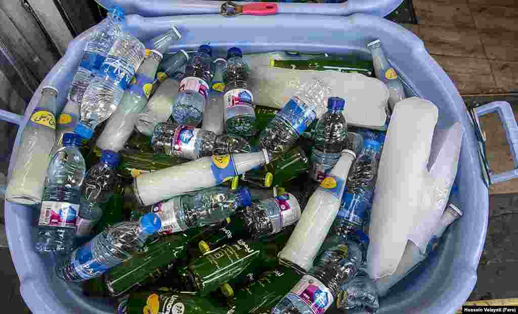 بازار نوشیدنی&zwnj;های خنک رونق دارد.