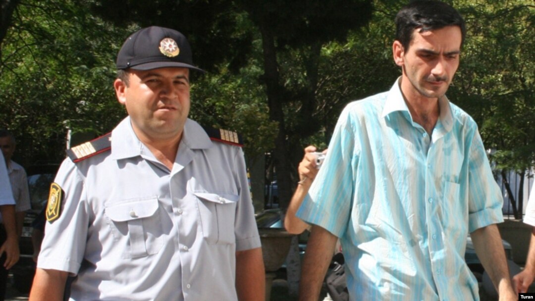 Hüseynov Əmək və Əhalinin Sosial Müdafiəsi Nazirliyindən rüşvət almaqda günahlandırılır