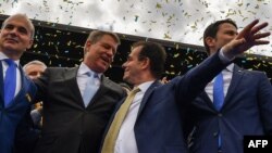 Klaus Iohannis și Ludovic Orban în campanie electorală