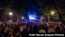 Jazz in the Park a început oficial în 2013, cu prima ediție organizată în Parcul Central din Cluj