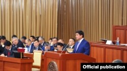 Мухаммедкалый Абылгазиев баяндама жасап жаткан учуру. 12-ноябрь, 2018-жыл.