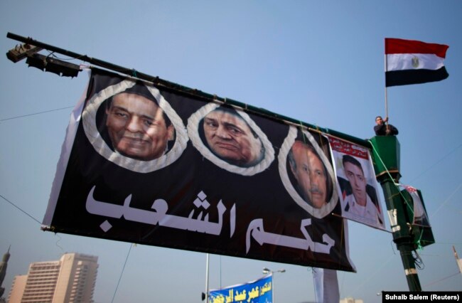 پس از برکناری مبارک، برخی معترضان حتی خواستار اعدام طنطاوی بودند