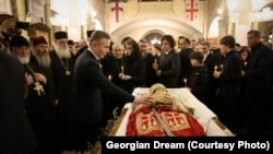 Почетный председатель «Грузинской мечты» — Бидзина Иванишвили на панихиде Ильи II, 18 марта, Тбилиси, 2026 г.